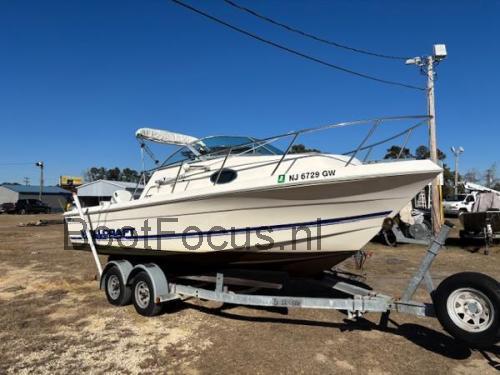 Wellcraft 210 Coastal beoordelingen en specificaties